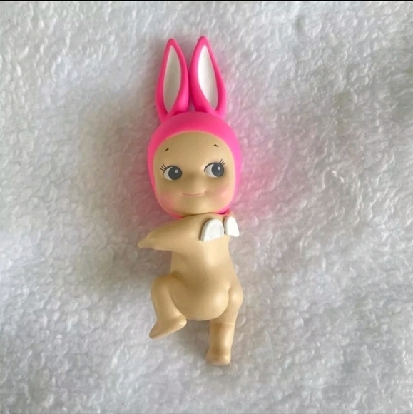 NWOT Sonny Angel Looking Back series - Picture 1 of 4